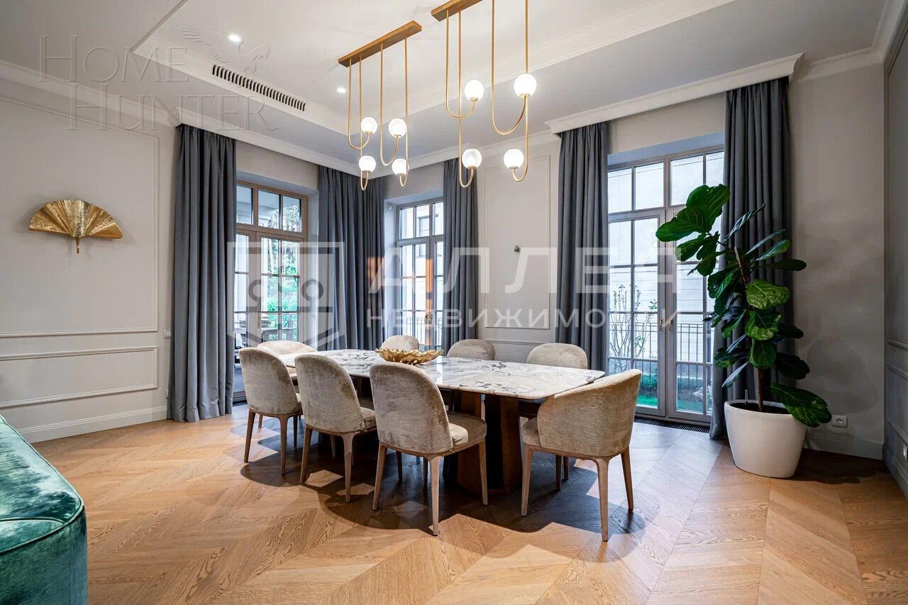 2-этажный коттедж 606.5 м² с отделкой