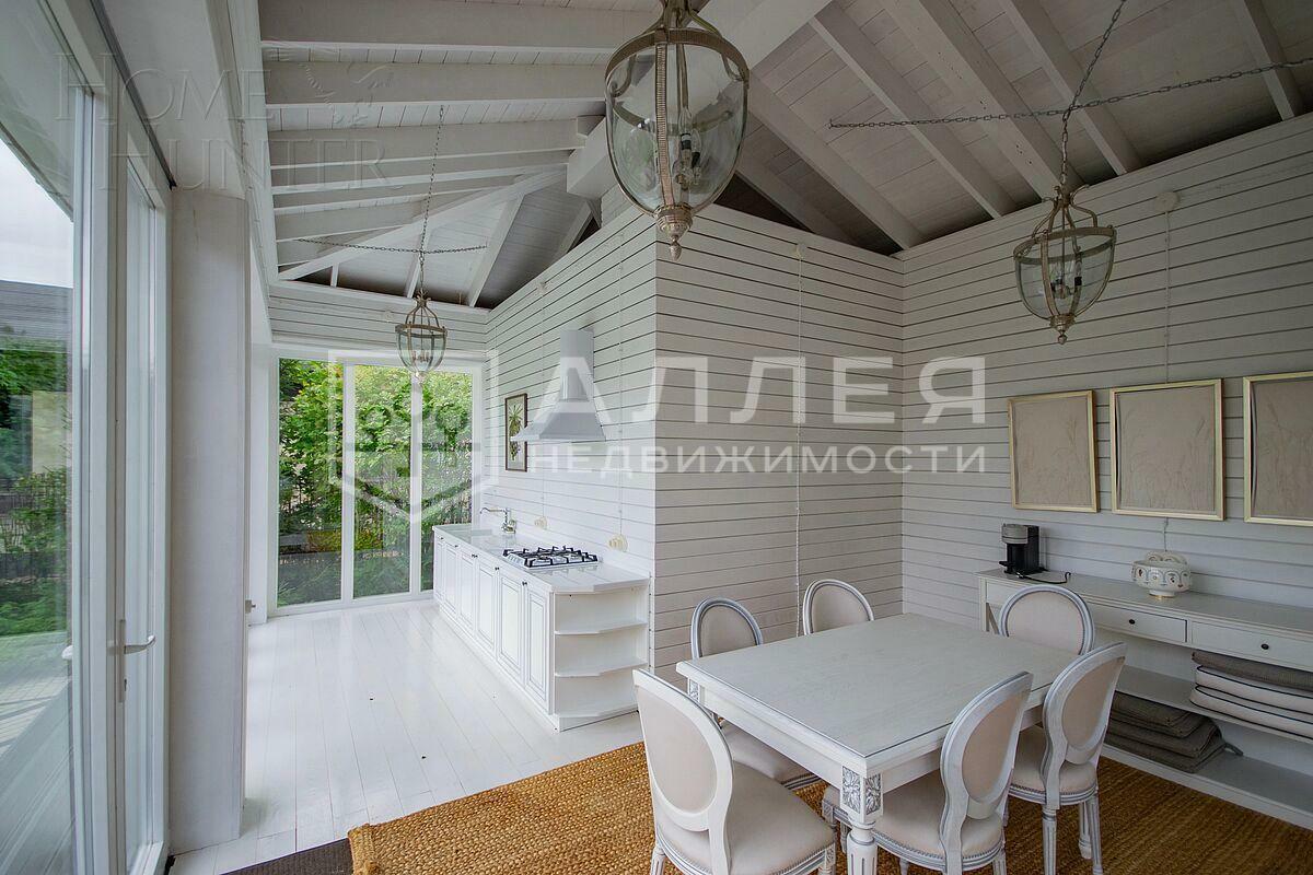 2-этажный коттедж 380 м² с отделкой