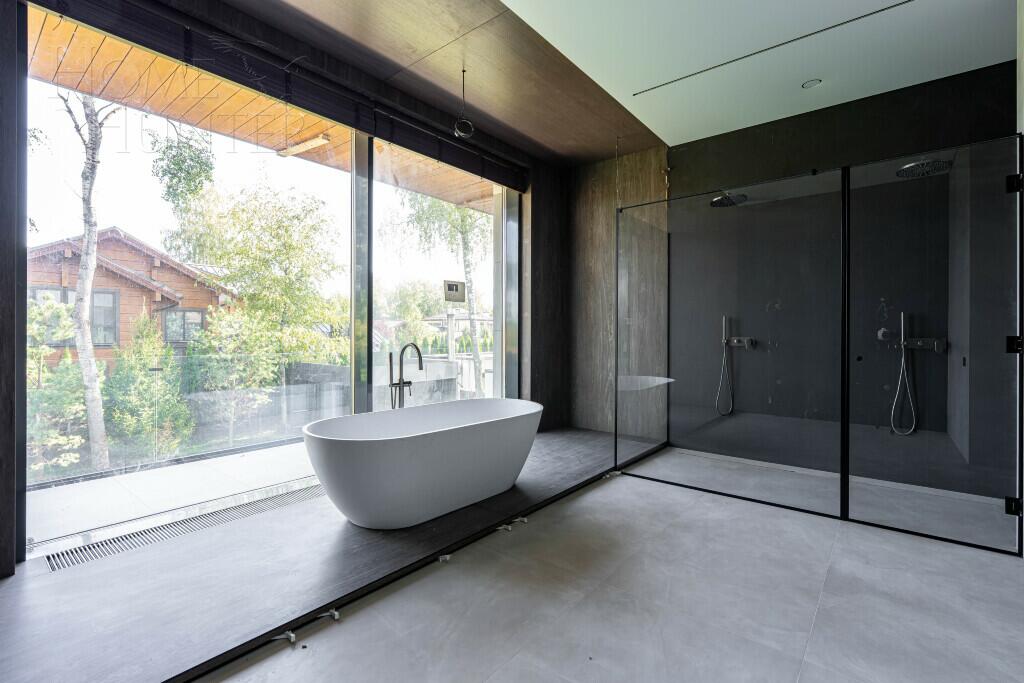 2-этажный коттедж 650 м² без отделки