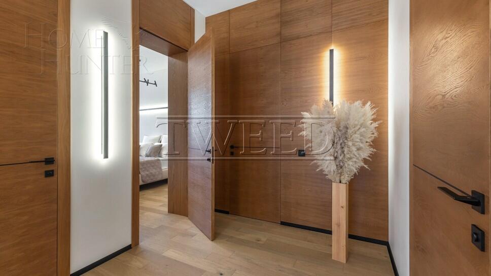 2-этажный коттедж 340 м² с отделкой