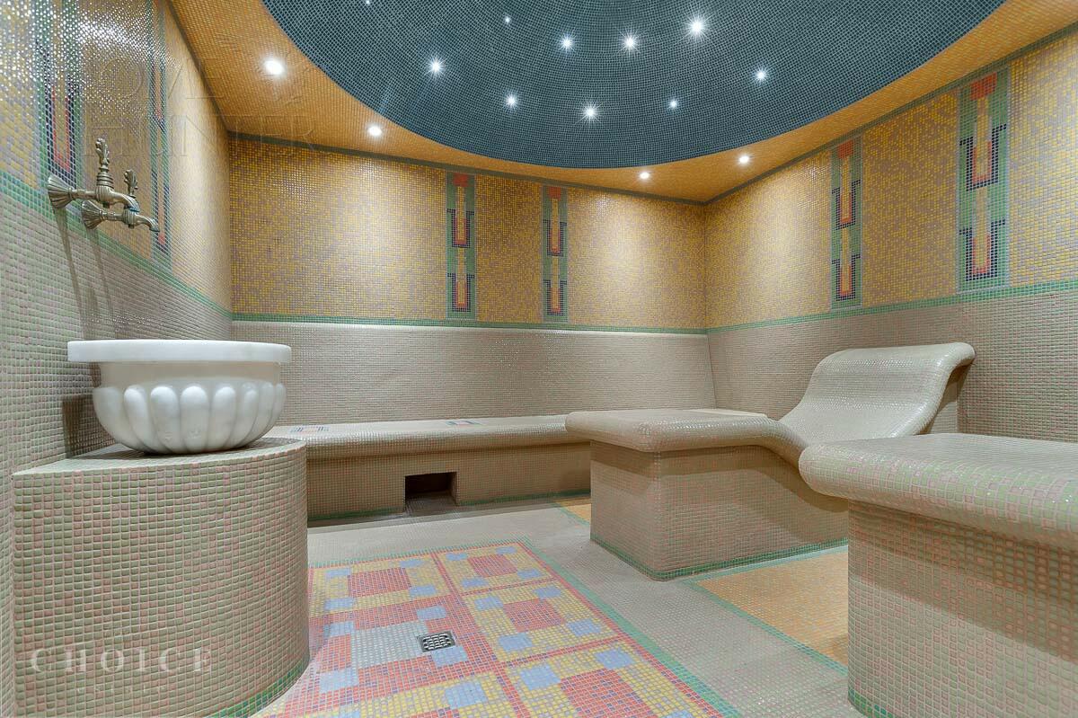 4-этажный коттедж 1 200 м² с отделкой