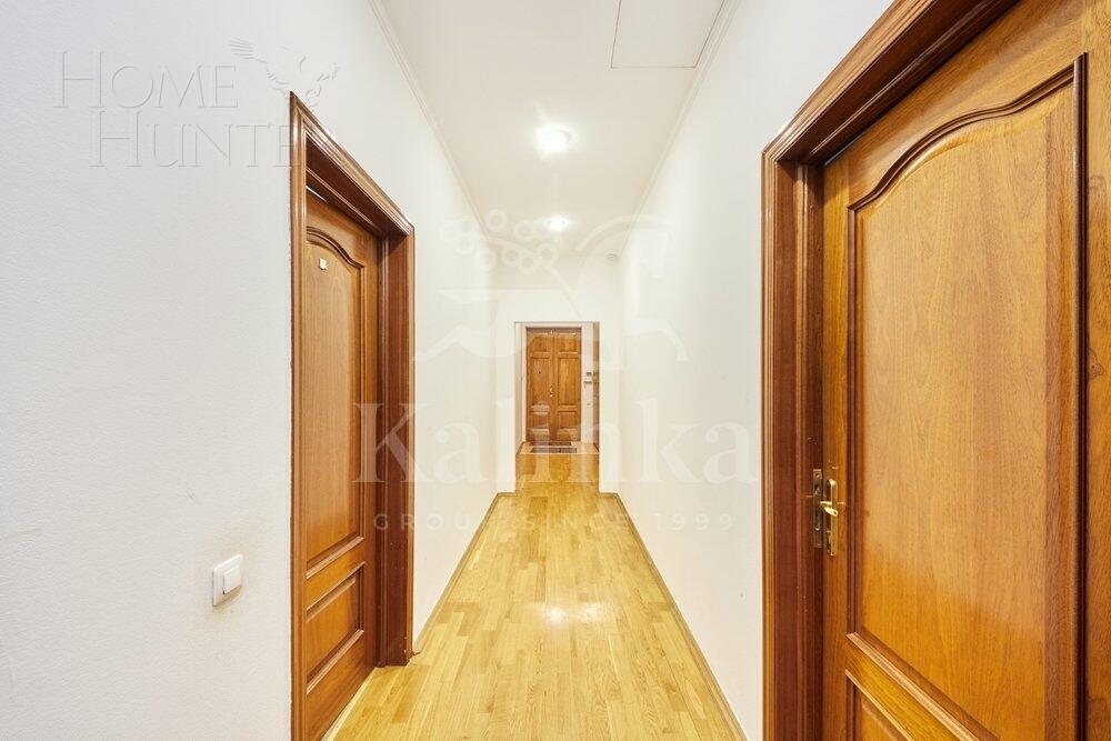 5-КОМН. КВАРТИРА С ОТДЕЛКОЙ 185.8 М² НА 3 ЭТАЖЕ
