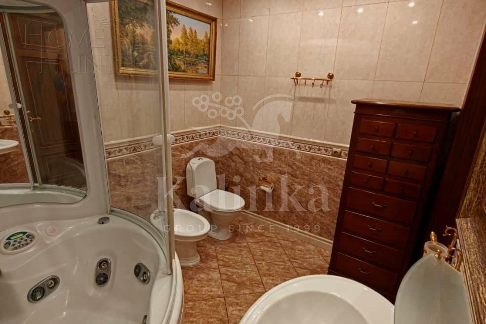 3-КОМН. КВАРТИРА С ОТДЕЛКОЙ 136.5 М² НА 3 ЭТАЖЕ