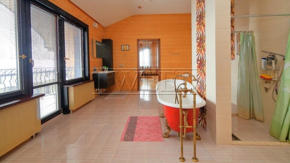 4-этажный коттедж 1 786 м² с отделкой