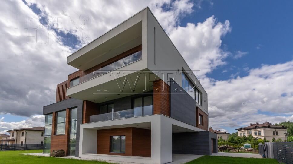 3-этажный коттедж 920 м² с отделкой