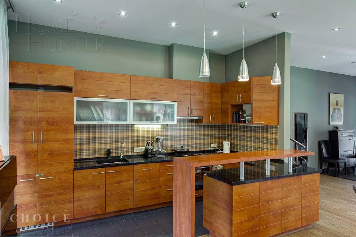 2-этажный коттедж 450 м² с отделкой