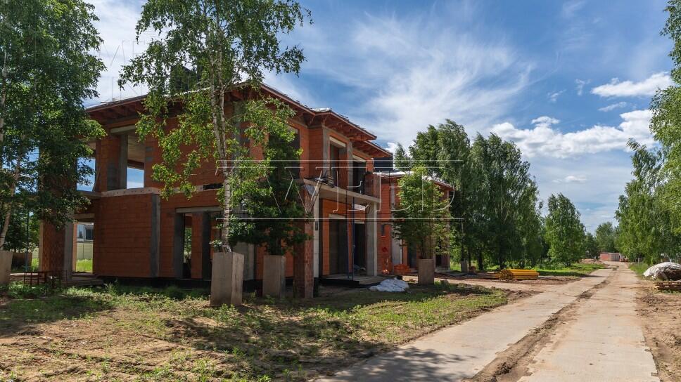 2-этажный коттедж 379.1 м² без отделки