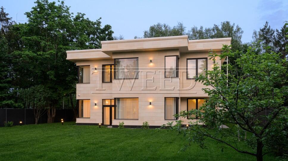 2-этажный коттедж 350 м² с отделкой