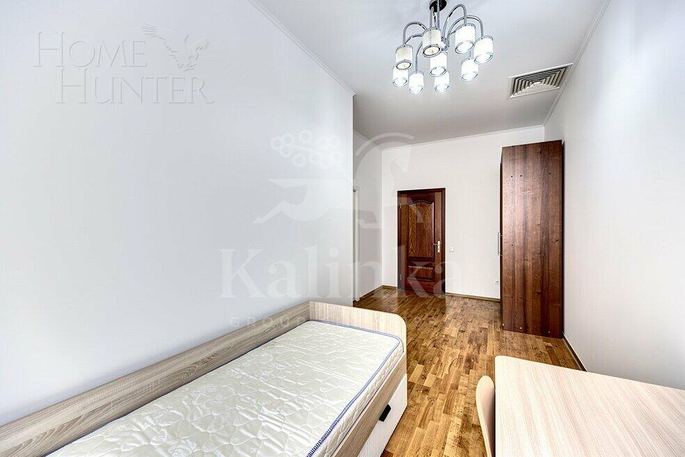 5-КОМН. КВАРТИРА С ОТДЕЛКОЙ 185.8 М² НА 3 ЭТАЖЕ