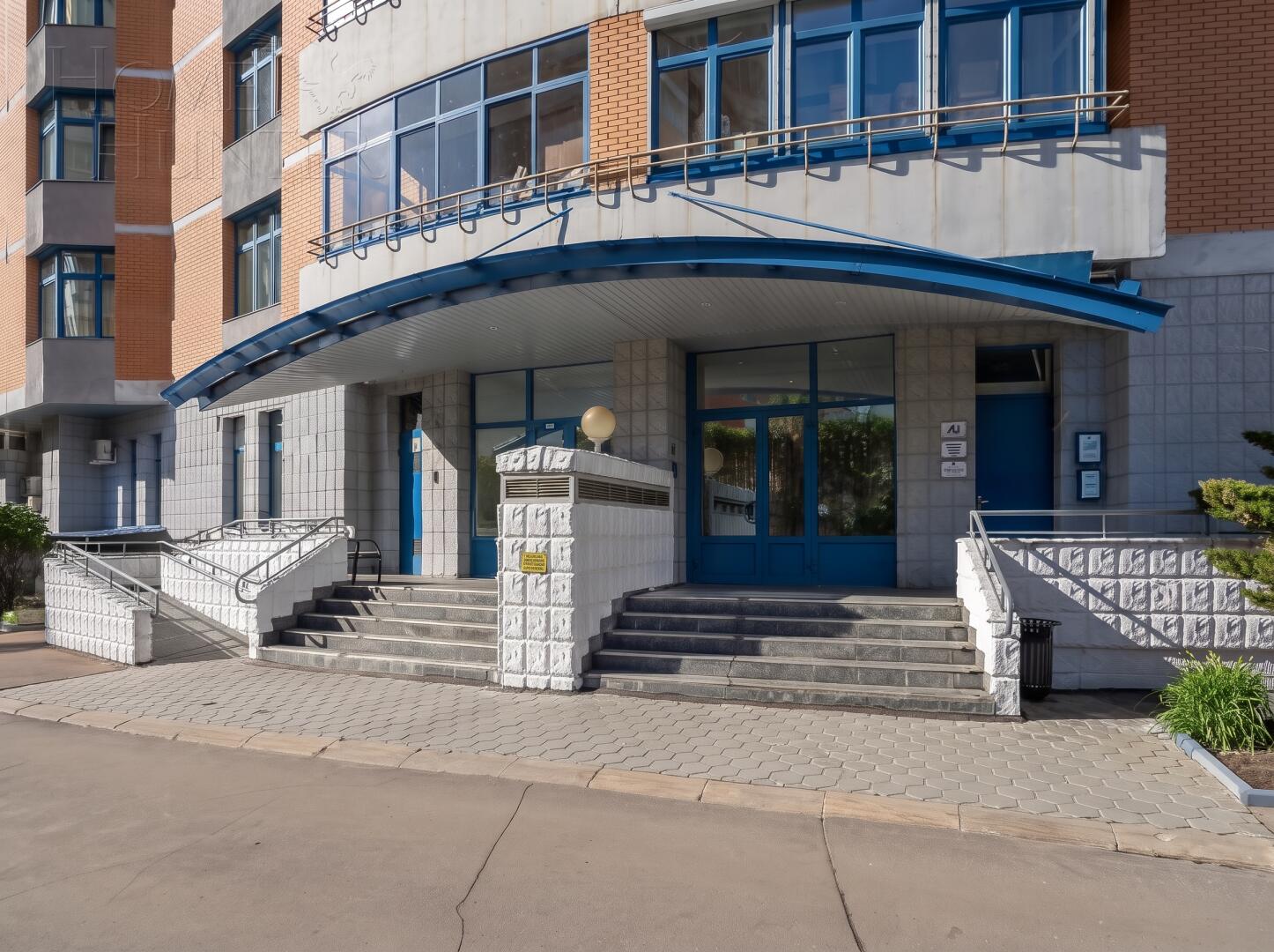 4-КОМН. КВАРТИРА С ОТДЕЛКОЙ 180 М² НА 11 ЭТАЖЕ
