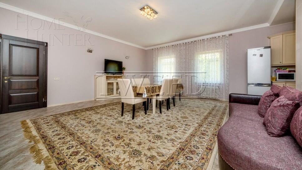 3-этажный коттедж 620 м² с отделкой
