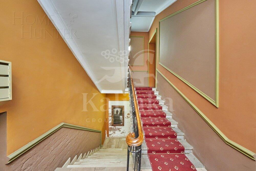5-КОМН. КВАРТИРА С ОТДЕЛКОЙ 185.8 М² НА 3 ЭТАЖЕ