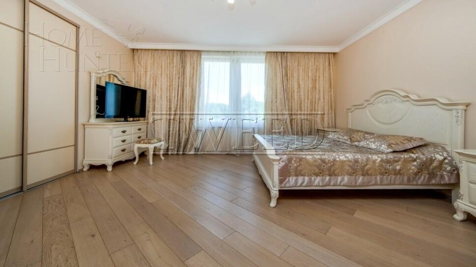3-этажный коттедж 620 м² с отделкой