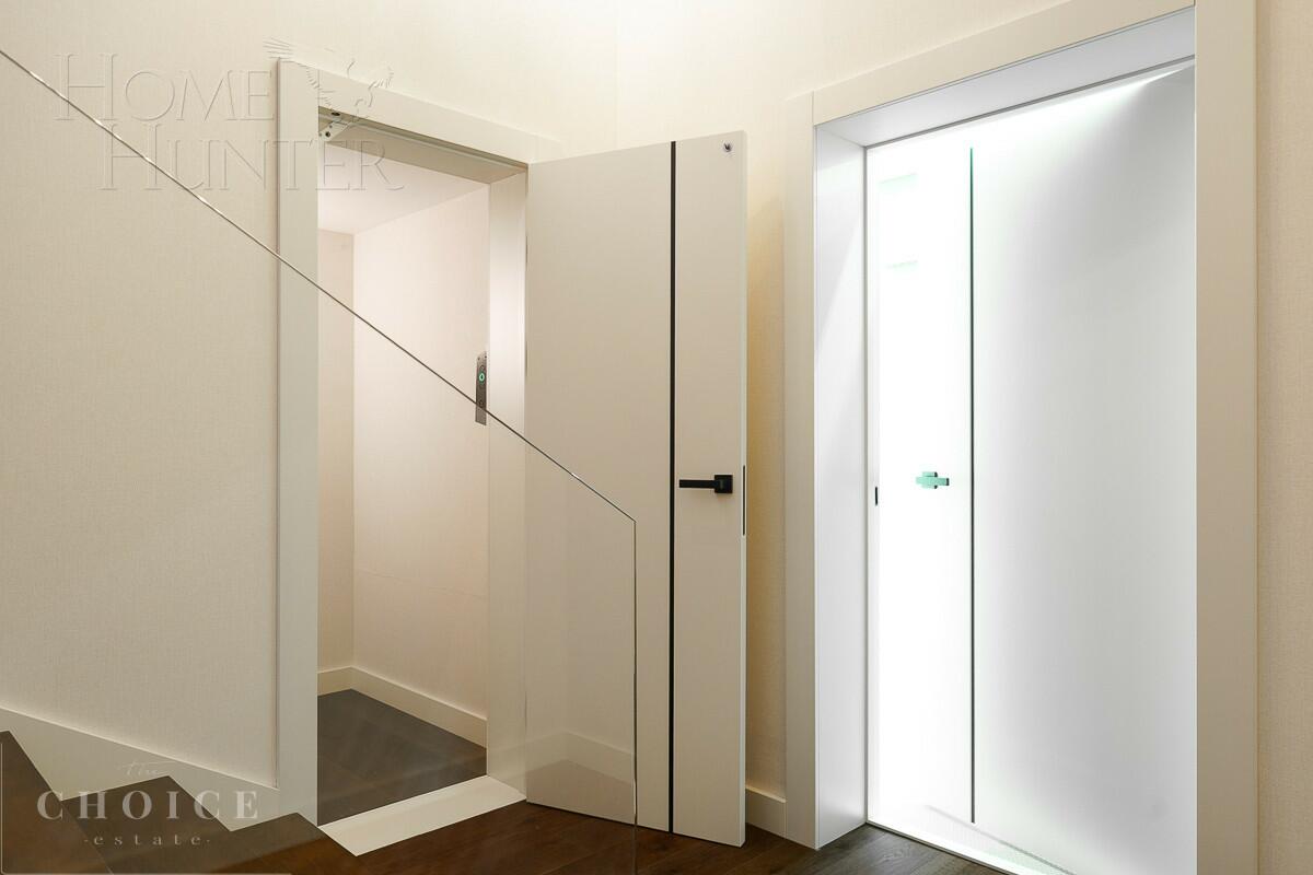 2-этажный коттедж 1 695 м² с отделкой