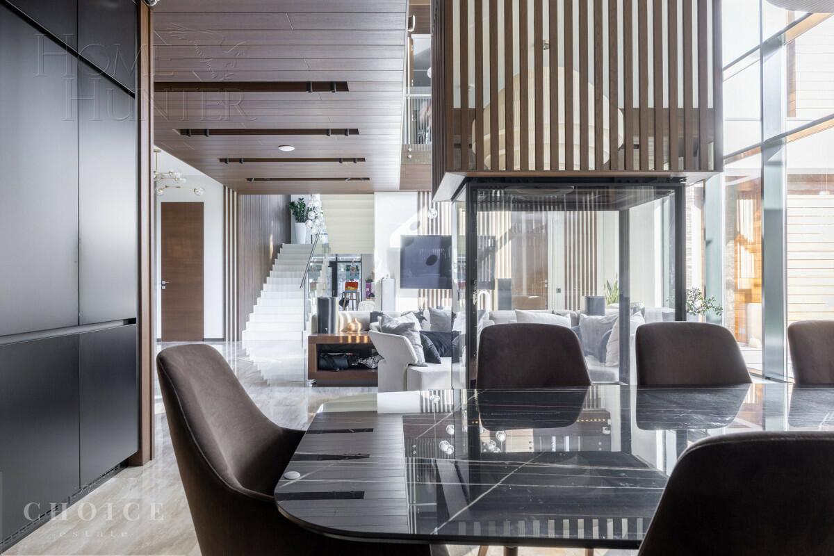 3-этажный коттедж 550 м² с отделкой