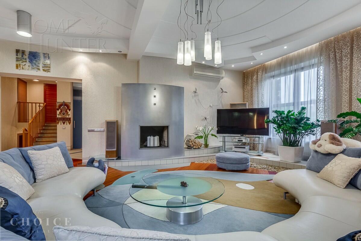4-этажный коттедж 540 м² с отделкой