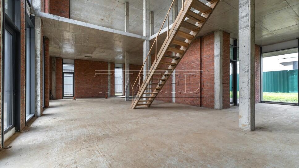 2-этажный коттедж 920 м² без отделки