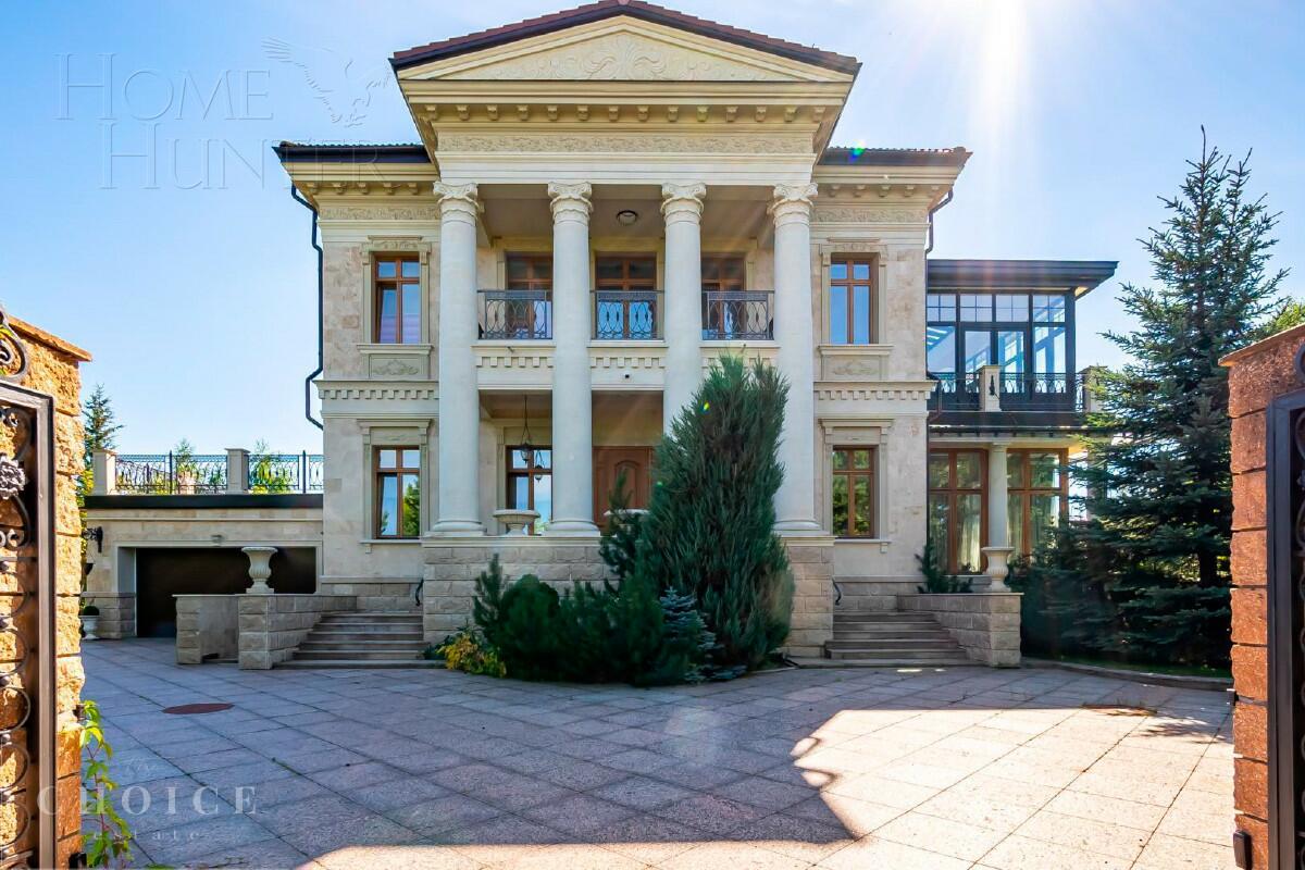 2-этажный коттедж 1 110 м² с отделкой
