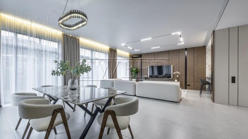 2-этажный коттедж 303 м² с отделкой
