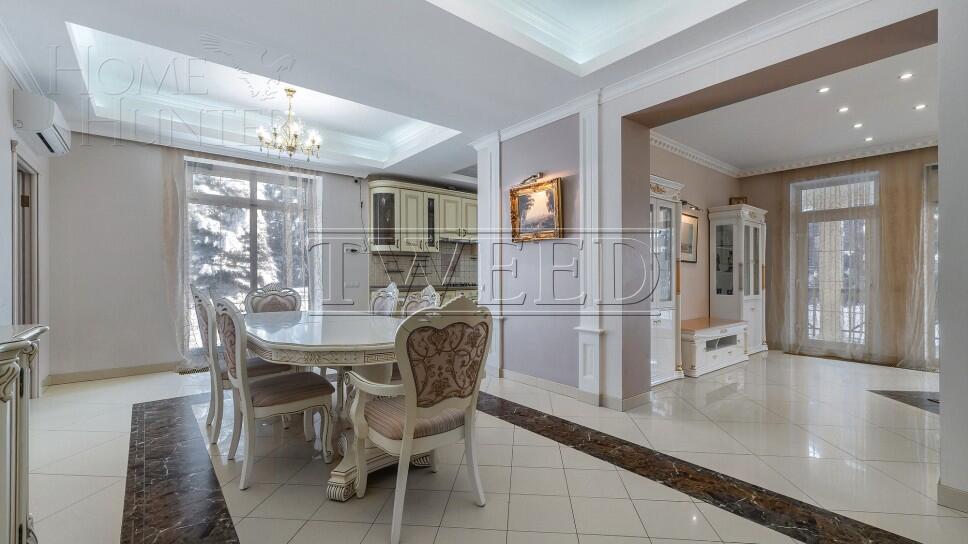 2-этажный коттедж 500 м² с отделкой