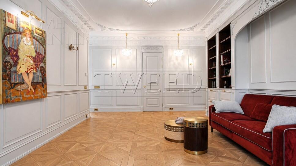 3-этажный коттедж 350 м² с отделкой