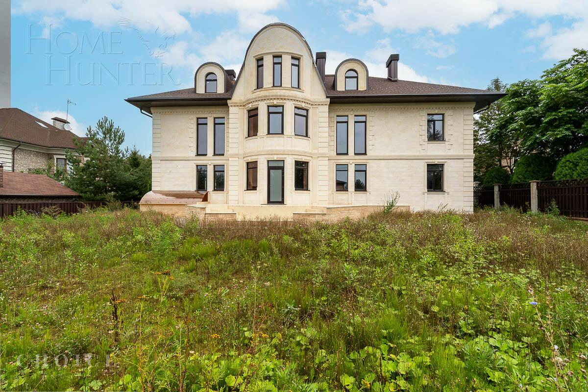 2-этажный коттедж 860 м² без отделки