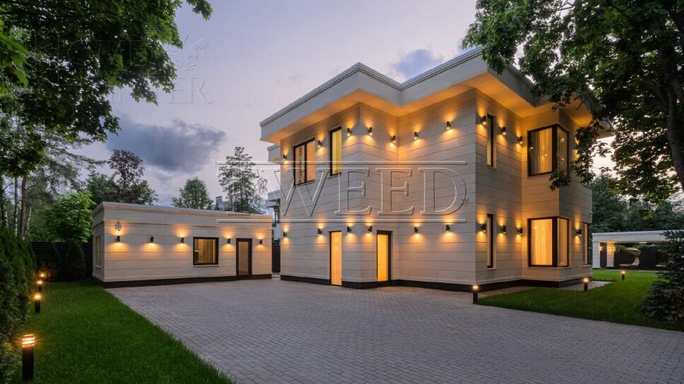 2-этажный коттедж 350 м² с отделкой