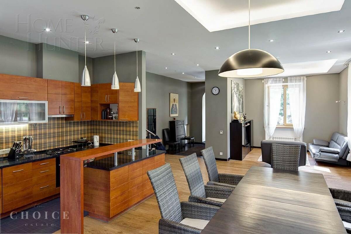 2-этажный коттедж 450 м² с отделкой