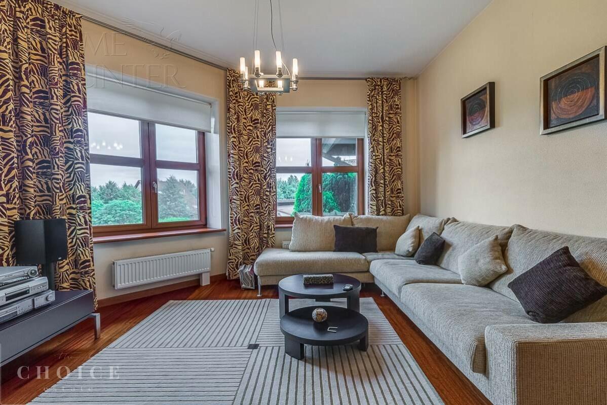 4-этажный коттедж 540 м² с отделкой