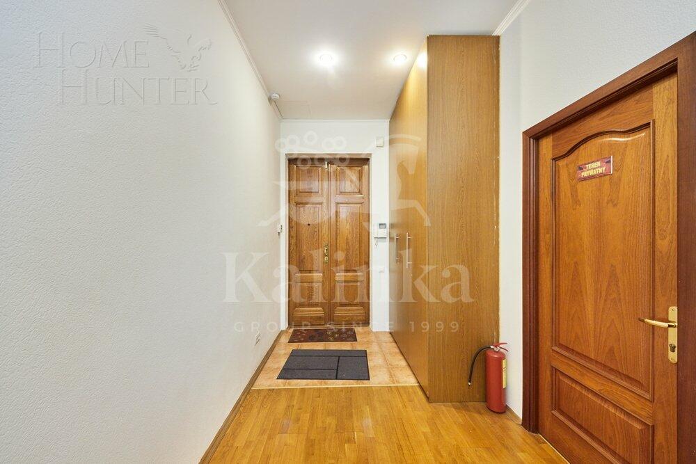 5-КОМН. КВАРТИРА С ОТДЕЛКОЙ 185.8 М² НА 3 ЭТАЖЕ