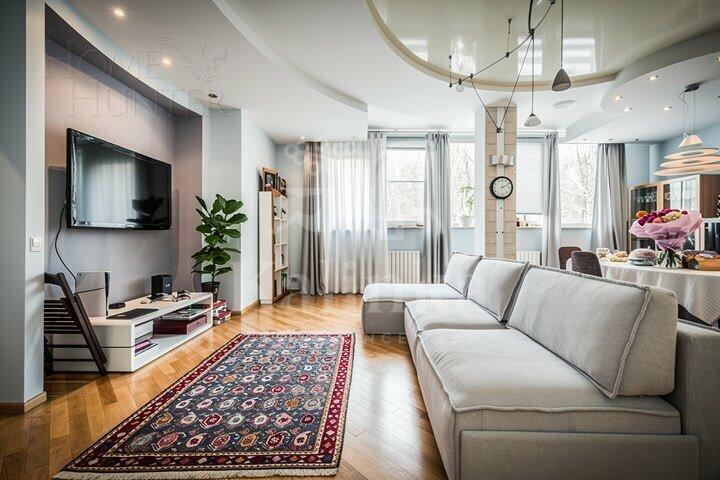 4-КОМН. КВАРТИРА С ОТДЕЛКОЙ 150 М² НА 2 ЭТАЖЕ