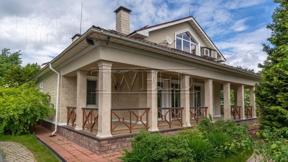 2-этажный коттедж 500 м² с отделкой