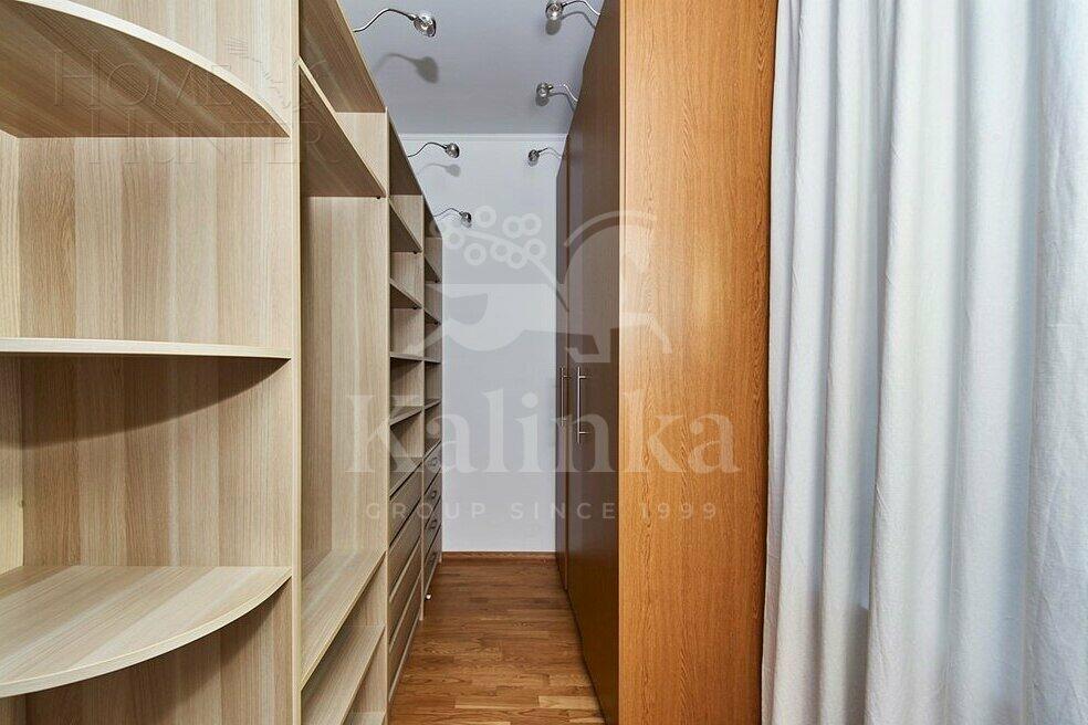 5-КОМН. КВАРТИРА С ОТДЕЛКОЙ 185.8 М² НА 3 ЭТАЖЕ