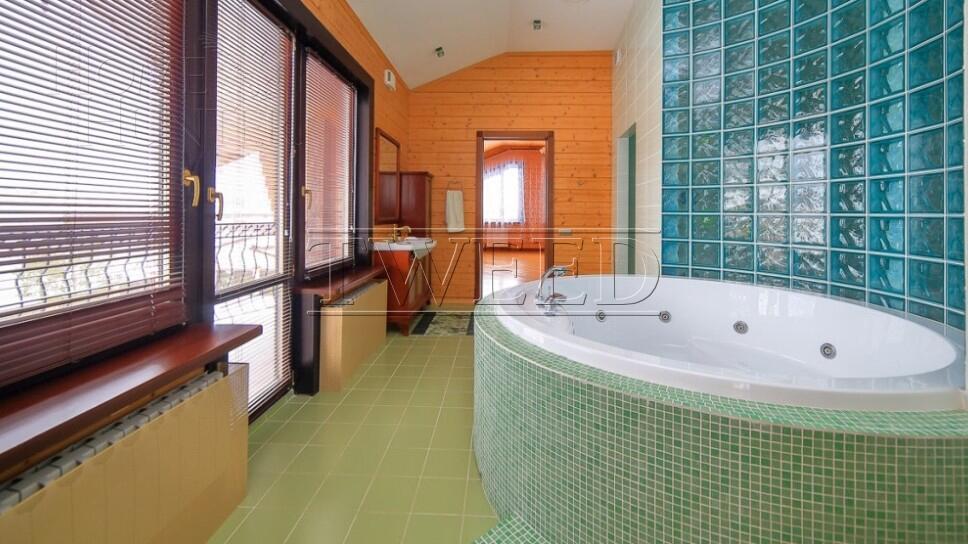 4-этажный коттедж 1 786 м² с отделкой