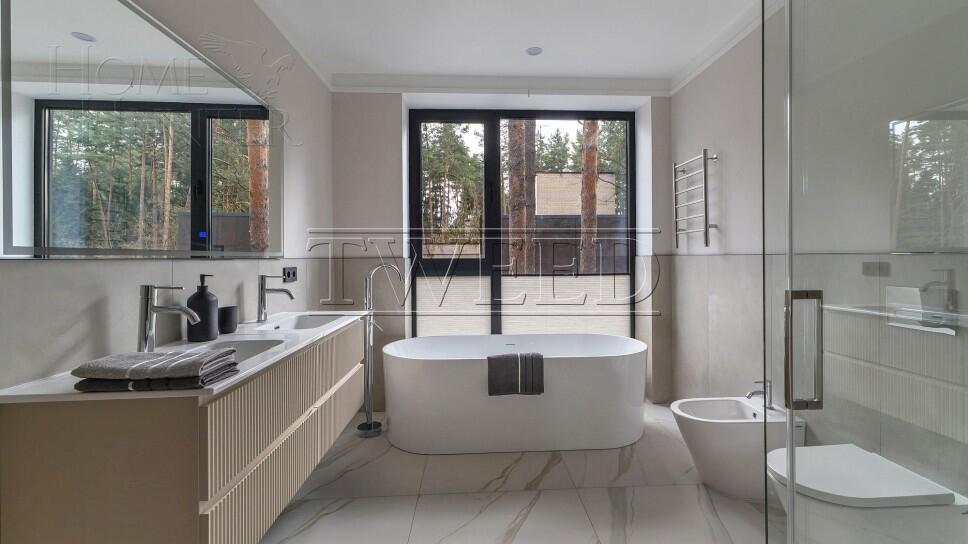 2-этажный коттедж 750 м² с отделкой