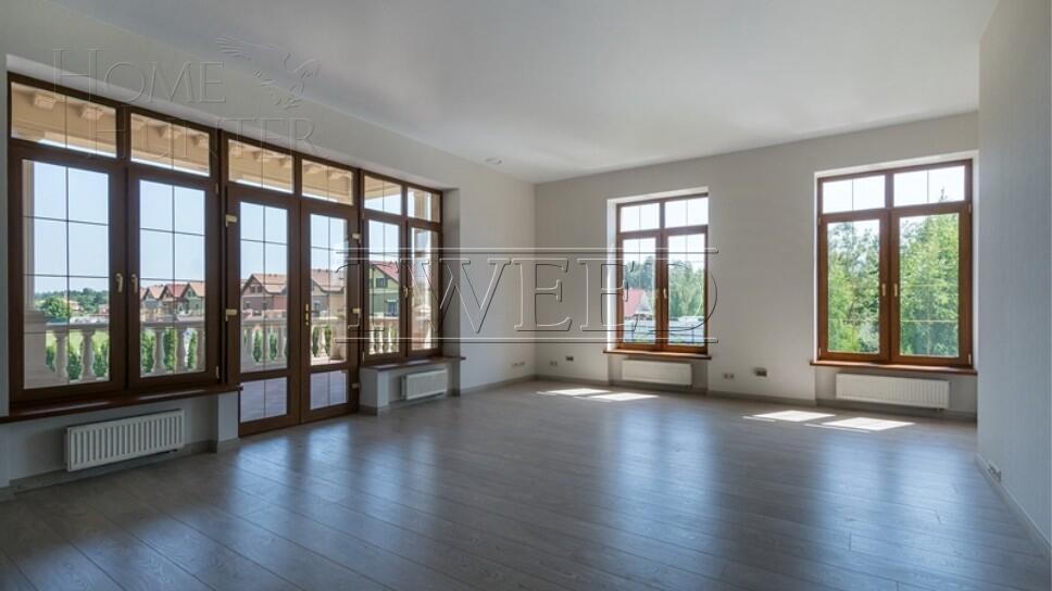 3-этажный коттедж 1 530 м² с отделкой