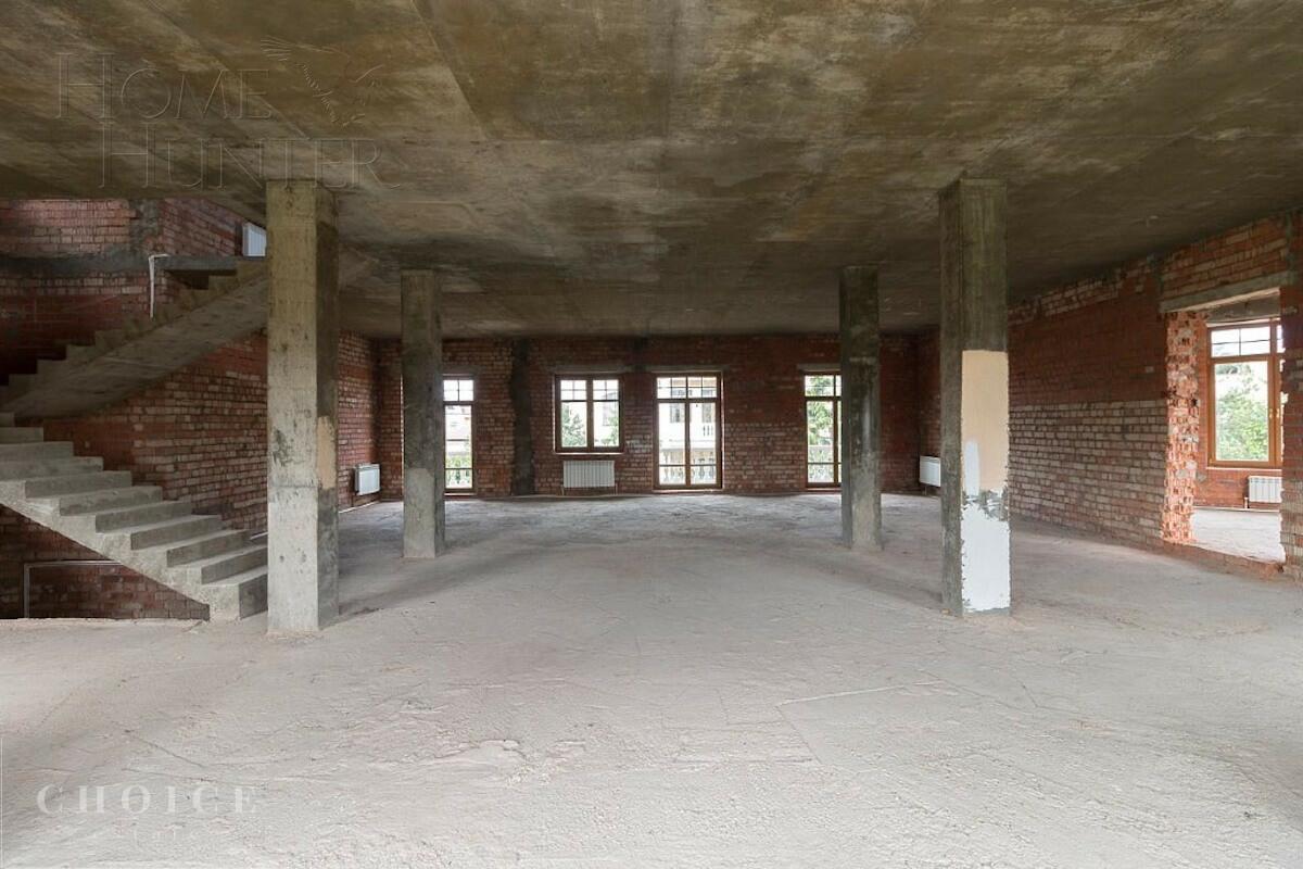 2-этажный коттедж 600 м² без отделки