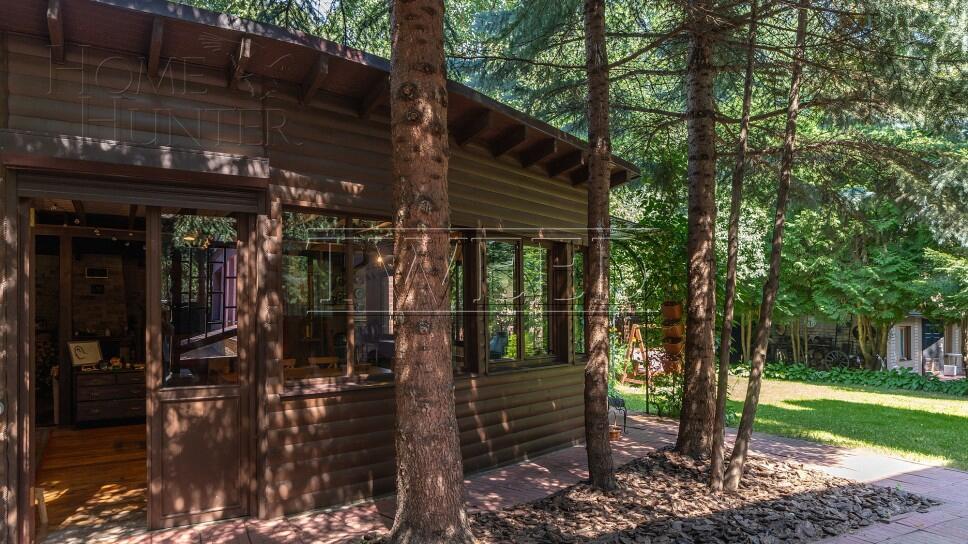 3-этажный коттедж 500 м² с отделкой