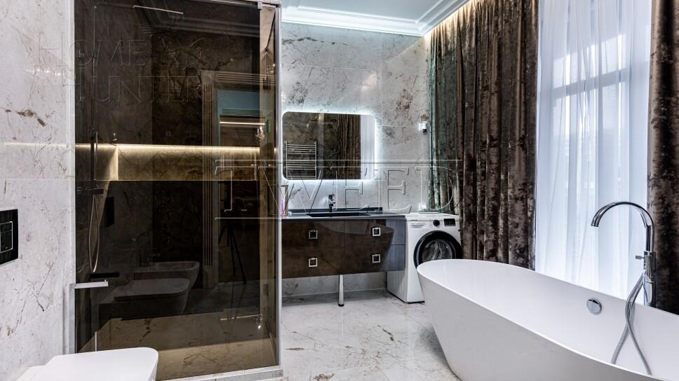 2-этажный коттедж 640 м² с отделкой
