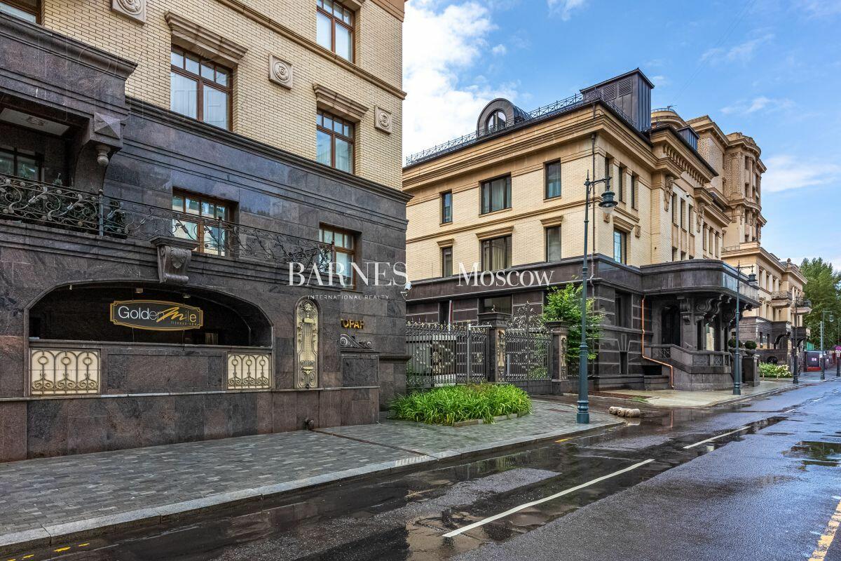 4-КОМН. КВАРТИРА С ОТДЕЛКОЙ 238 М² НА 2 ЭТАЖЕ