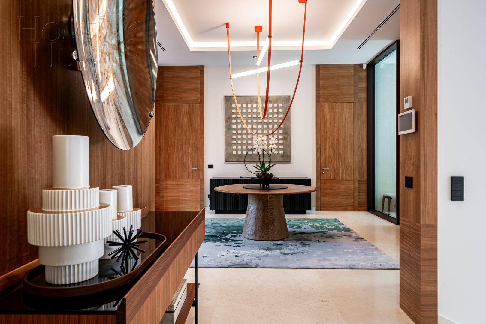 3-этажный коттедж 1 495.4 м² с отделкой