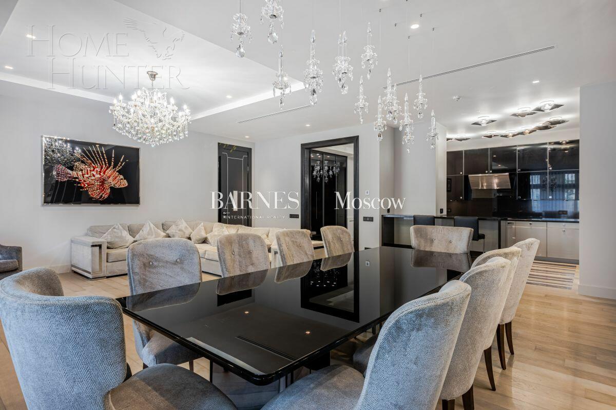 4-КОМН. КВАРТИРА С ОТДЕЛКОЙ 238 М² НА 2 ЭТАЖЕ