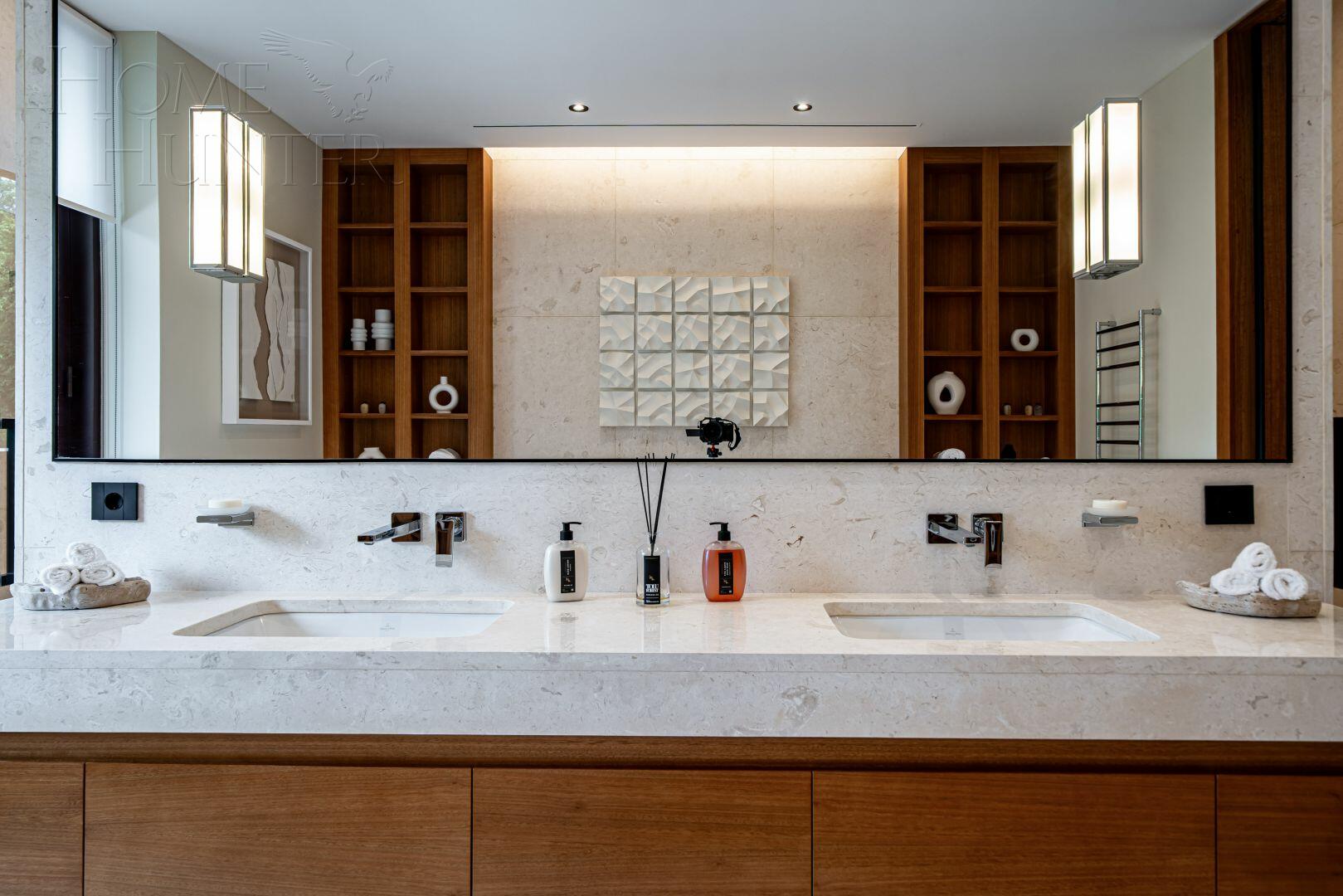 3-этажный коттедж 1 495.4 м² с отделкой