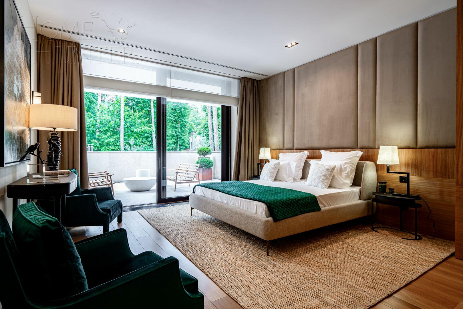 3-этажный коттедж 1 495.4 м² с отделкой
