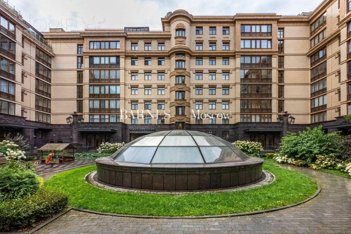 4-КОМН. КВАРТИРА С ОТДЕЛКОЙ 238 М² НА 2 ЭТАЖЕ