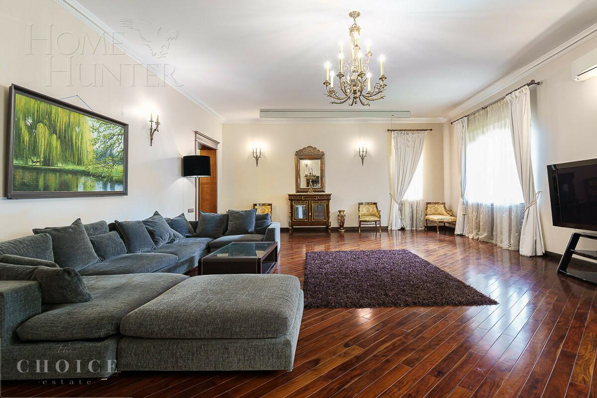 КОТТЕДЖ 1 200 м² с отделкой