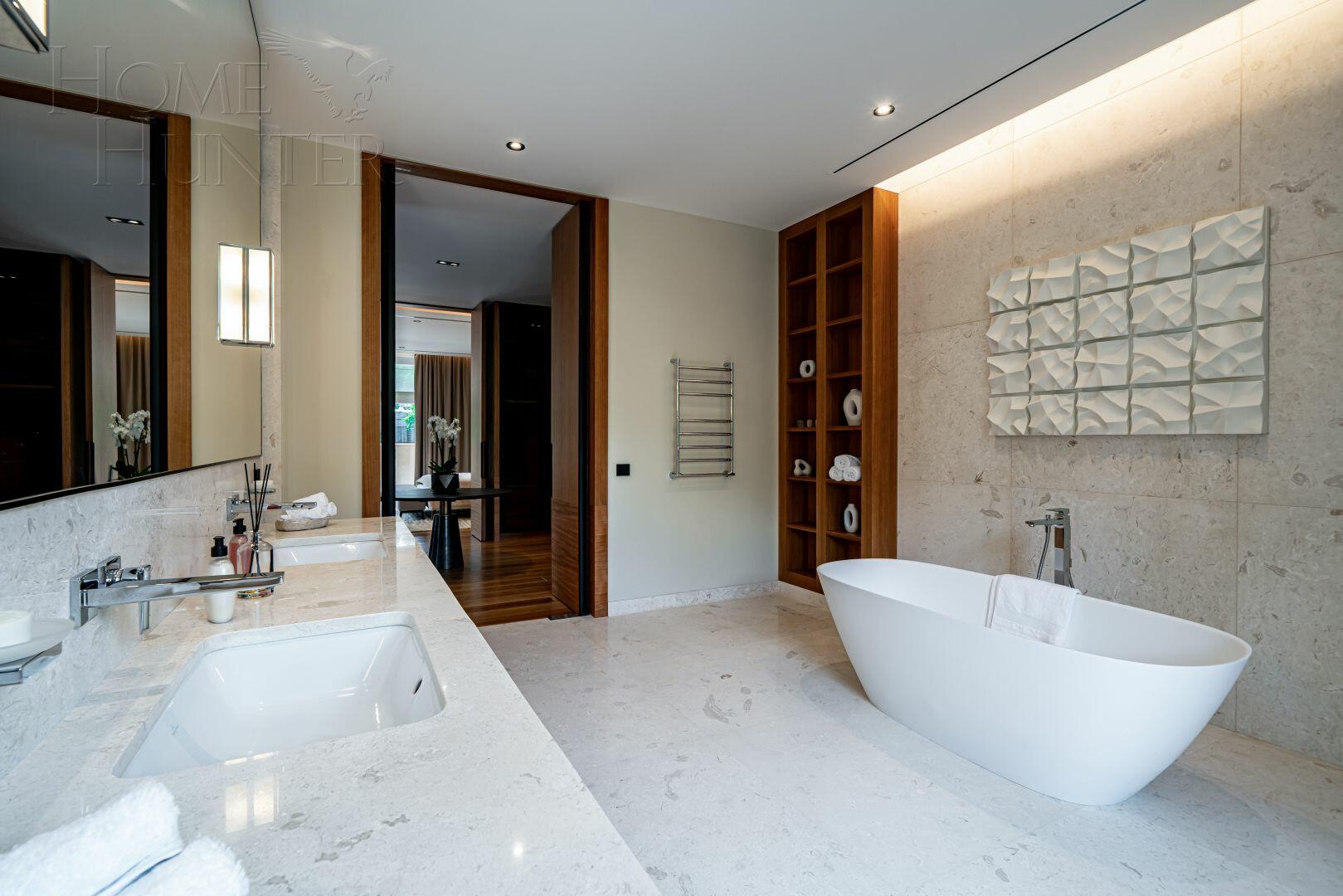 3-этажный коттедж 1 495.4 м² с отделкой