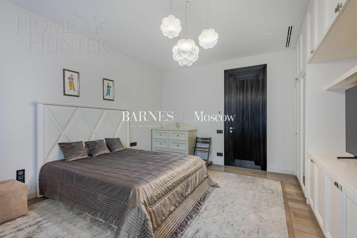 4-КОМН. КВАРТИРА С ОТДЕЛКОЙ 238 М² НА 2 ЭТАЖЕ