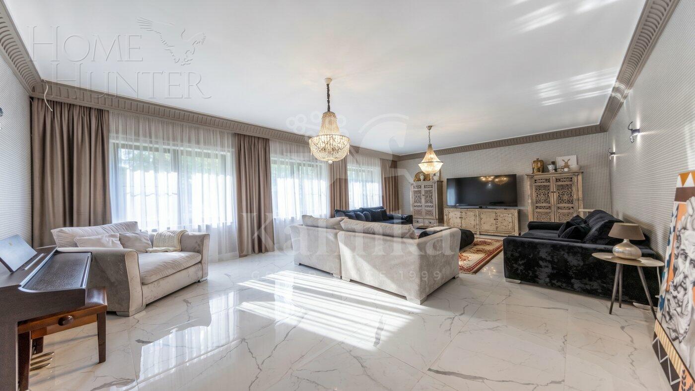 КОТТЕДЖ 1 099 м² с отделкой
