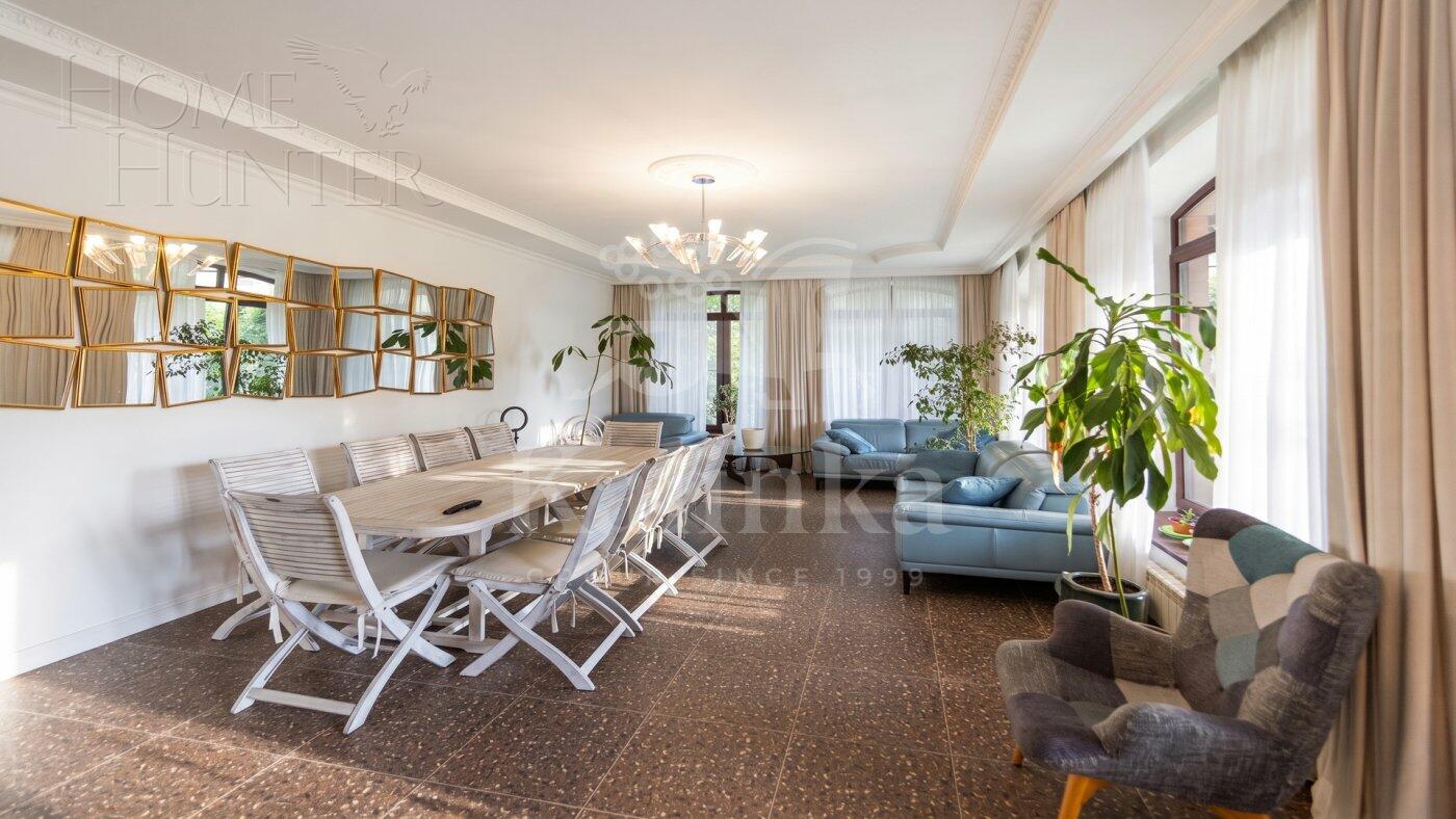 КОТТЕДЖ 1 099 м² с отделкой